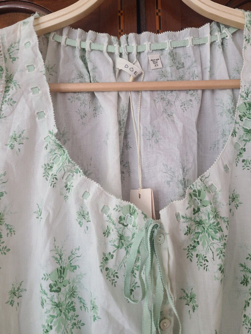 NWT Doen Traveler Top - Picture 3 of 4
